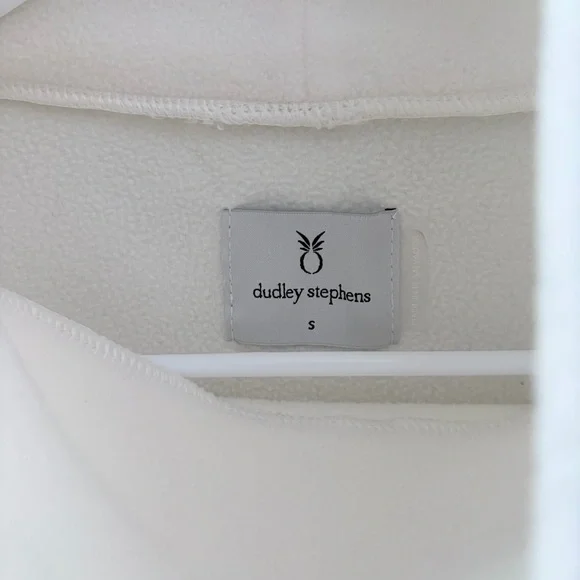 Dudley Stephens Park Slope Fleece | Chic Neutral Minimalist | Small - Picture 3 of 6